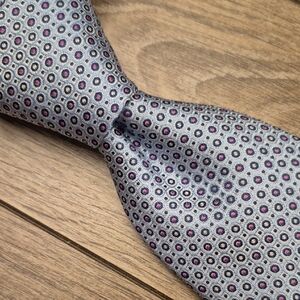 HUGO BOSS Italy Recent Light Metallic Blue Pink Dots Pattern  Mens Silk Tie